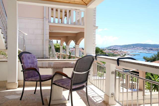 Villa Rosanda Apartments Traù Esterno foto